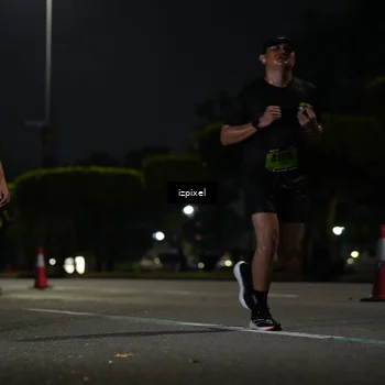Runner Photo 5470845