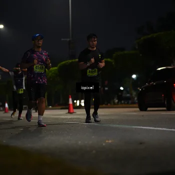 Runner Photo 5470926