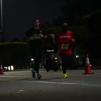 Runner Photo 5471038