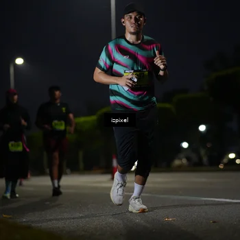 Runner Photo 5471105