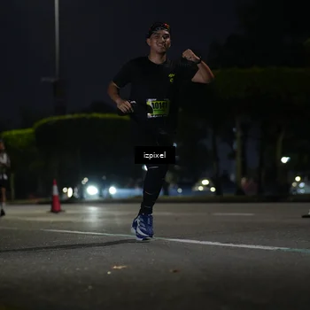 Runner Photo 5471202