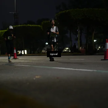 Runner Photo 5471215