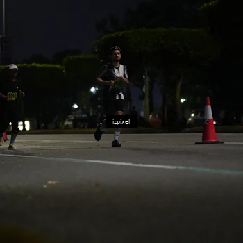 Runner Photo 5471217