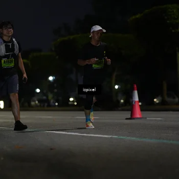 Runner Photo 5471248