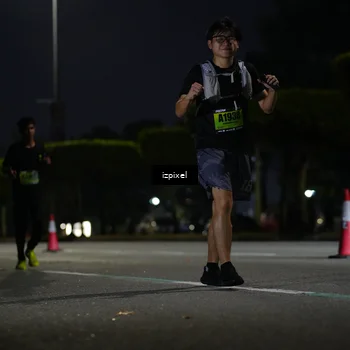 Runner Photo 5471259