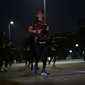Runner Photo 5471283