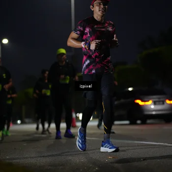 Runner Photo 5471306