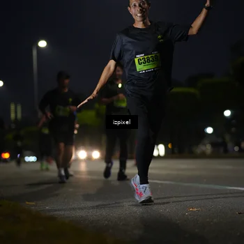 Runner Photo 5471369