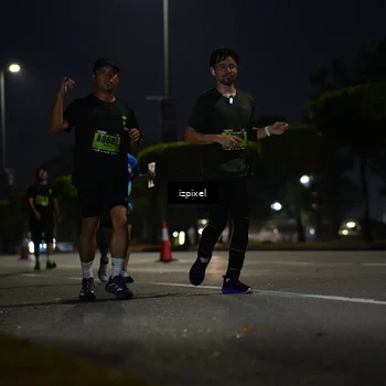 Runner Photo 5471375