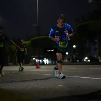 Runner Photo 5471393