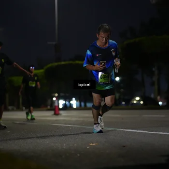 Runner Photo 5471394