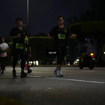Runner Photo 5471501