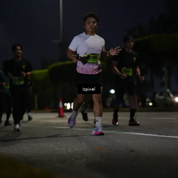 Runner Photo 5471534
