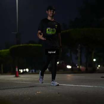 Runner Photo 5471653