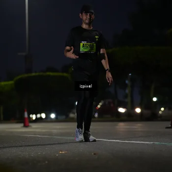 Runner Photo 5471669