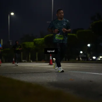 Runner Photo 5471677