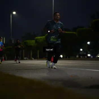Runner Photo 5471679