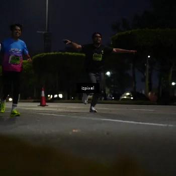 Runner Photo 5471700