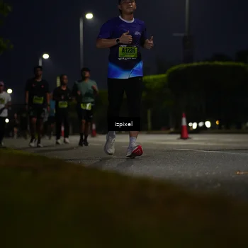 Runner Photo 5471770