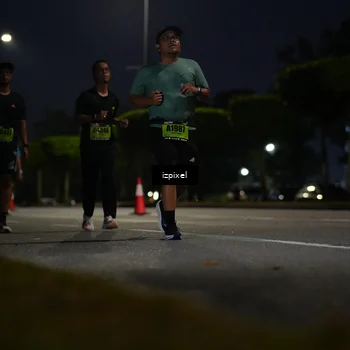 Runner Photo 5471799