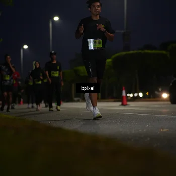 Runner Photo 5471935