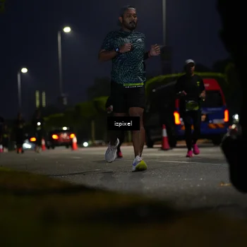 Runner Photo 5472038