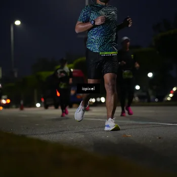 Runner Photo 5472066