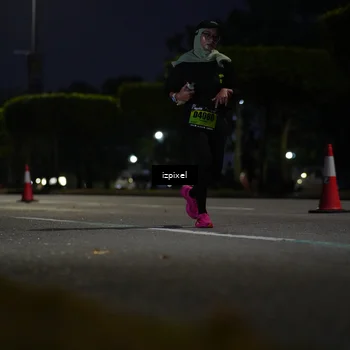 Runner Photo 5472086