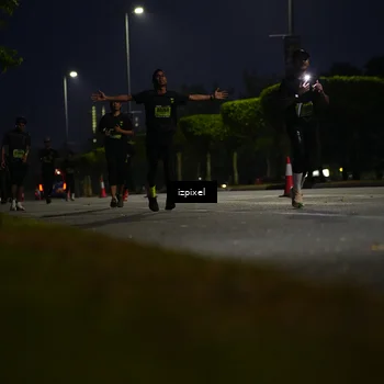 Runner Photo 5472099