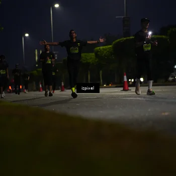 Runner Photo 5472100