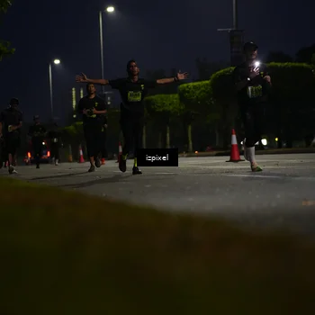 Runner Photo 5472119