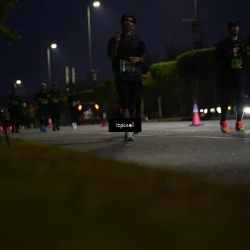 Runner Photo 5472173