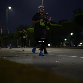 Runner Photo 5472223