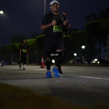 Runner Photo 5472233