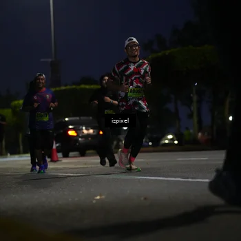 Runner Photo 5472327
