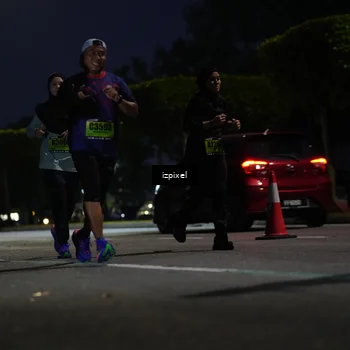 Runner Photo 5472344