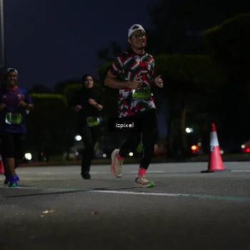 Runner Photo 5472345