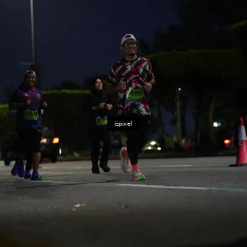 Runner Photo 5472351