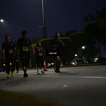Runner Photo 5472368