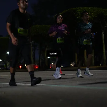 Runner Photo 5472412