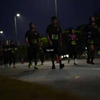 Runner Photo 5472431