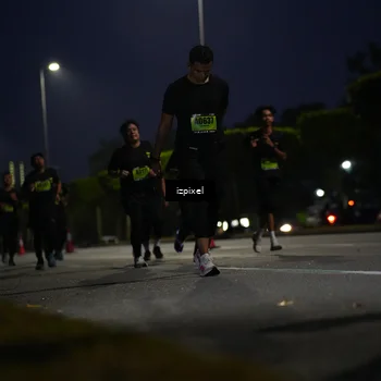 Runner Photo 5472467