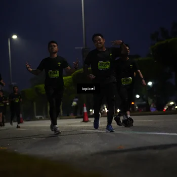 Runner Photo 5472513