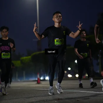 Runner Photo 5472555