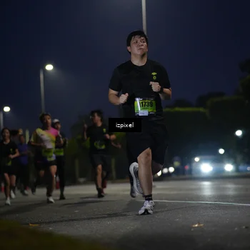 Runner Photo 5472567