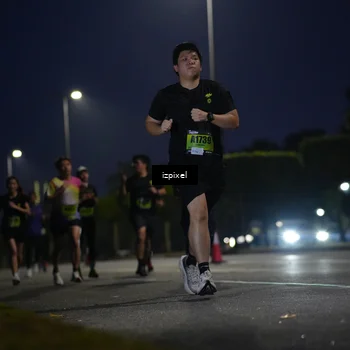 Runner Photo 5472570