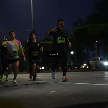 Runner Photo 5472591