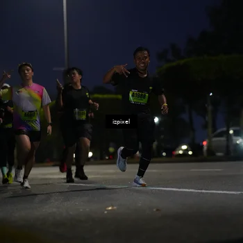 Runner Photo 5472593