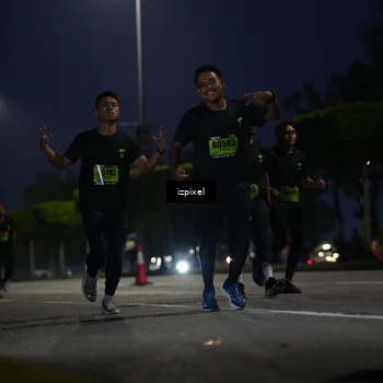 Runner Photo 5472600