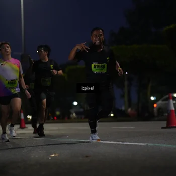 Runner Photo 5472602